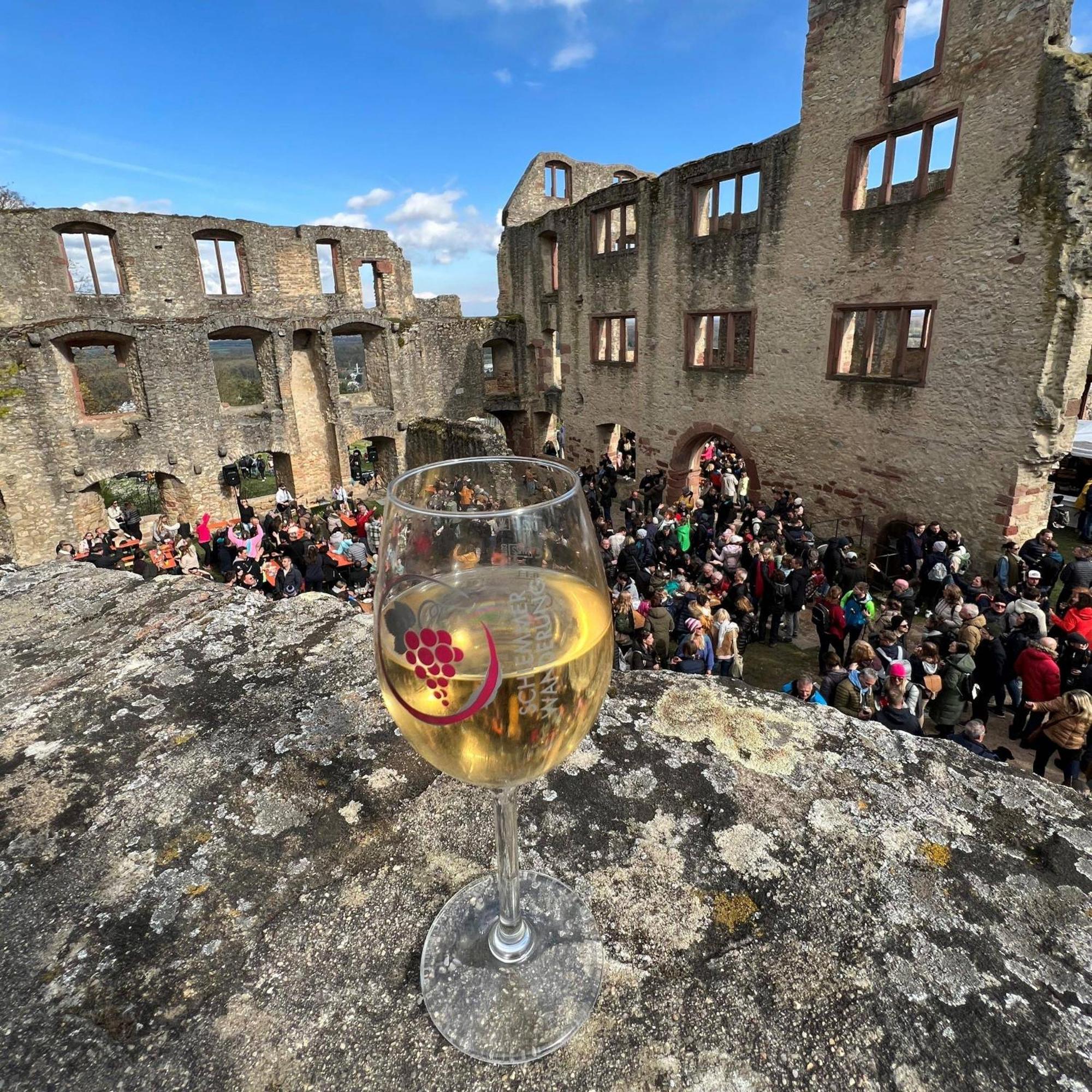 Ferienwohnungen Uhrturm オッペンハイム エクステリア 写真